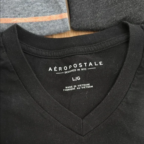 Assorted Men's T-Shirts - Black, Gray, Red Stripes - Picture 6 of 6